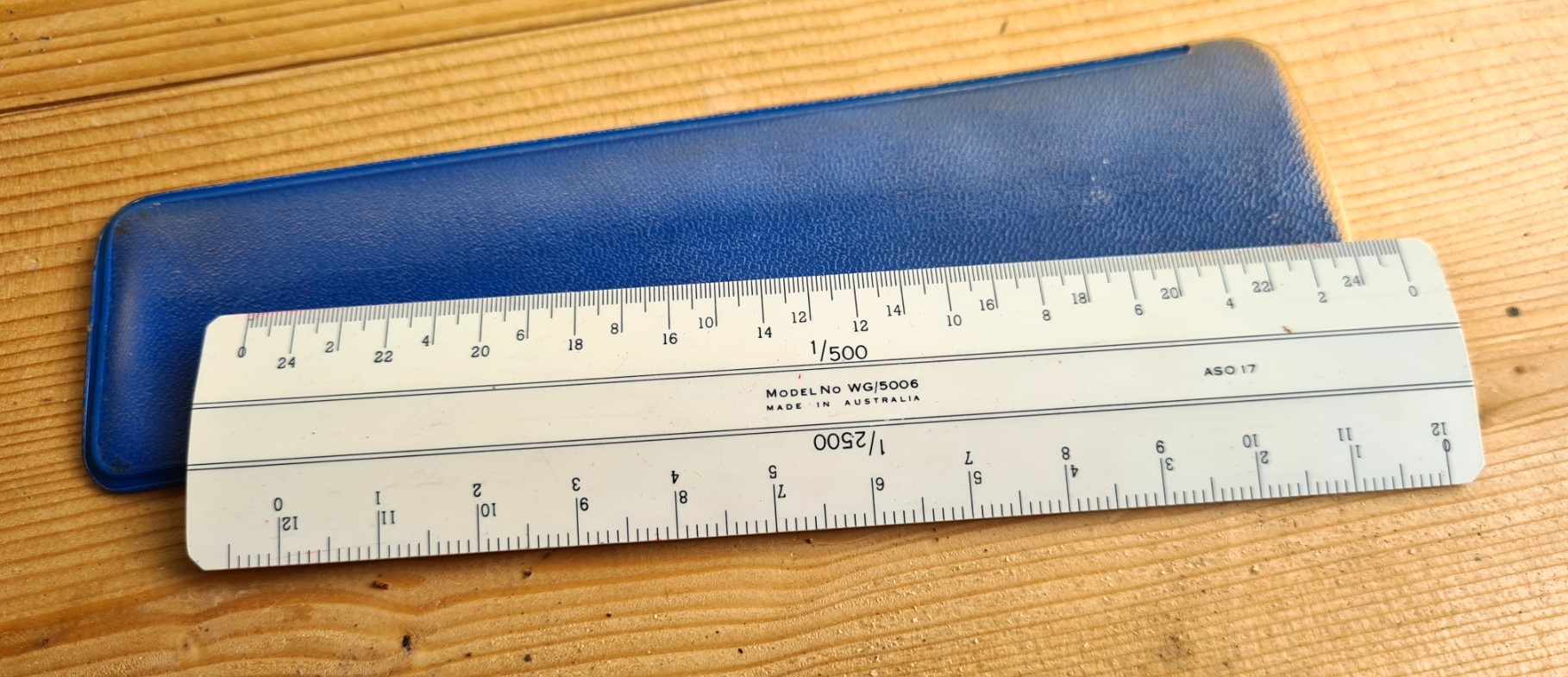 W&G scale rule, with slip case